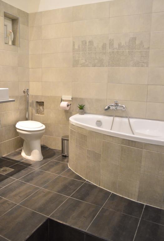 Friendly Apartment In Center Budapeşte Dış mekan fotoğraf